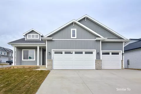 9358 Emilia Ln, West Des Moines, IA 50266