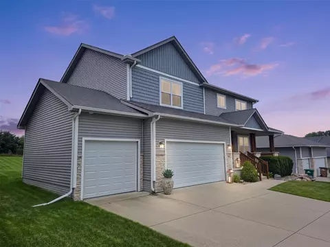 318 W High Rd, Norwalk, IA 50211