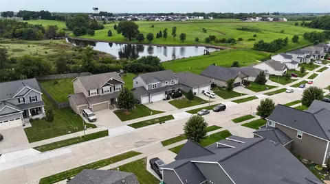 318 W High Rd, Norwalk, IA 50211
