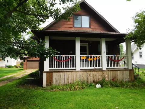 319 N 1st St, Ogden, IA 50212