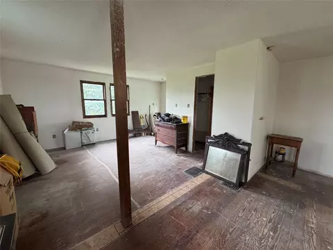 Bedroom - 1755 130th Ave, Murray, IA 50174 photo 2 of 2