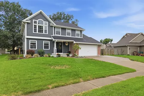 1260 Bentwood Ct, Altoona, IA 50009