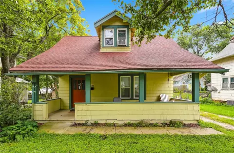 2736 College Ave, Des Moines, IA 50311