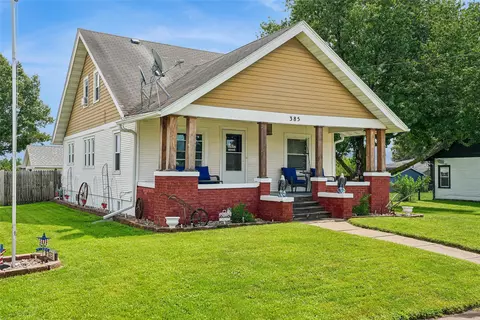 385 Center St, Martensdale, IA 50160