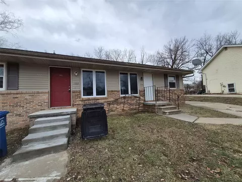 1755-1757 E Lacona Ave, Des Moines, IA 50320