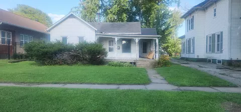 1312 6th St, Perry, IA 50220