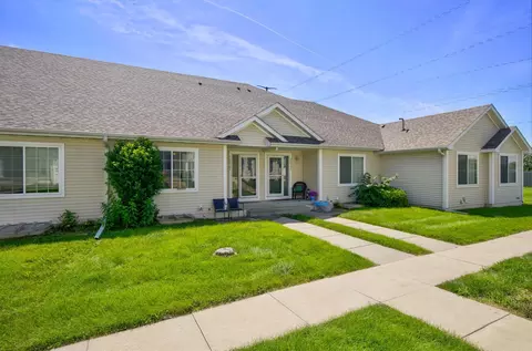 2837 Orinoco Ct SW, Altoona, IA 50009