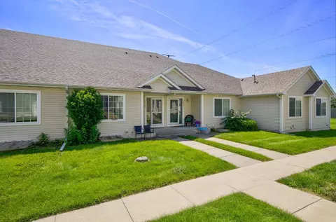 2837 Orinoco Ct SW, Altoona, IA 50009