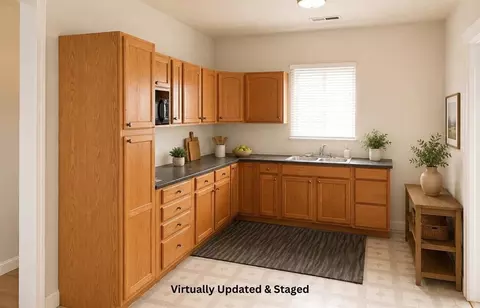 Kitchen - 404 Eva St, Irwin, IA 51446 photo 2 of 3