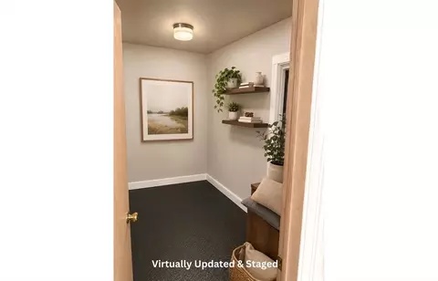 Entry Way - 404 Eva St, Irwin, IA 51446 photo 6 of 6