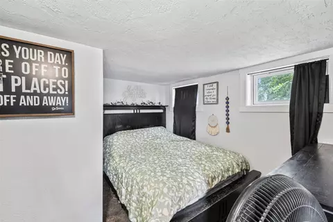 Bedroom - 202 S Walnut Ave, Ames, IA 50010 photo 2 of 2
