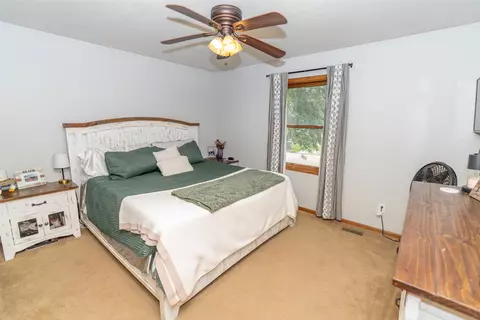 Bedroom - 401 E Benton St, Winterset, IA 50273 photo 1 of 4