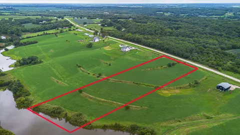 12897 S23 Hwy, Ackworth, IA 50001