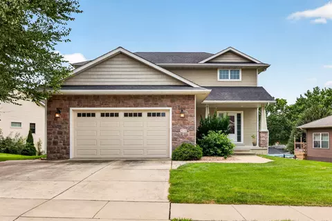 5110 Sawyers Dr, Des Moines, IA 50310