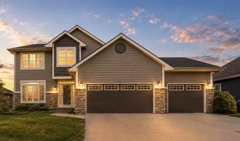 1713 NW Calista St, Grimes, IA 50111