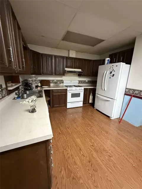 301 S Hazel Ave, Ames, IA 50010 photo 3