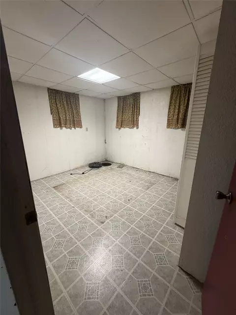 301 S Hazel Ave, Ames, IA 50010 photo 5