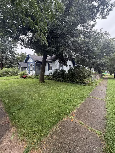 301 S Hazel Ave, Ames, IA 50010 photo 6