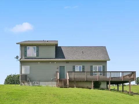 56990 170th Ave, Lacona, IA 50139