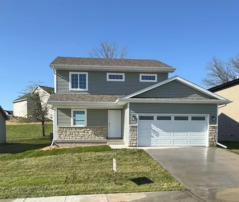 4423 SW 23rd St, Des Moines, IA 50321