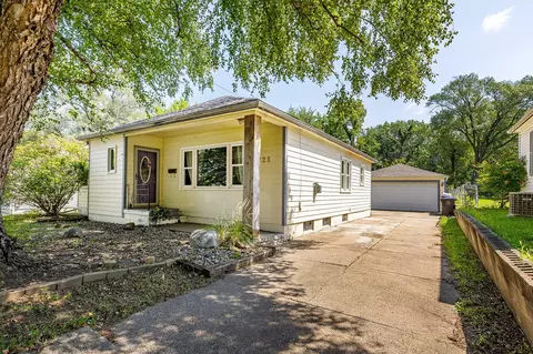 4125 14th St, Des Moines, IA 50313