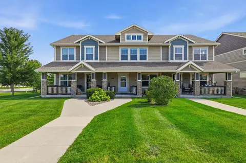 Exterior - 206 SW Heritage Ln, Ankeny, IA 50023 photo 2 of 4