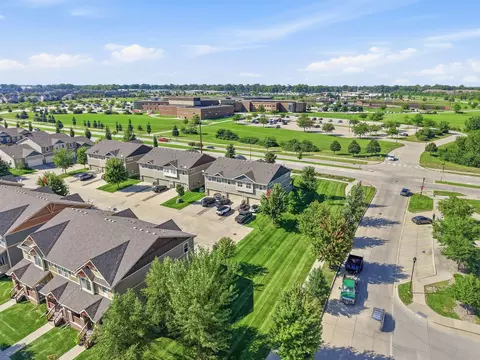 View/Area - 206 SW Heritage Ln, Ankeny, IA 50023 photo 2 of 2