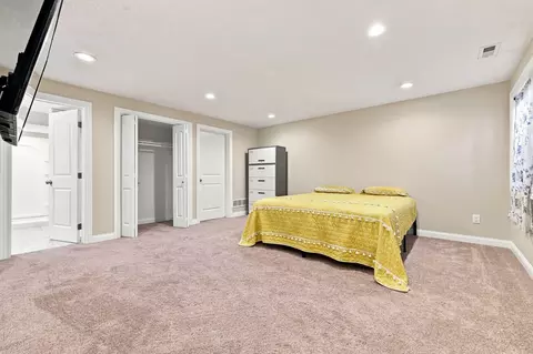Bedroom - 206 SW Heritage Ln, Ankeny, IA 50023 photo 2 of 10