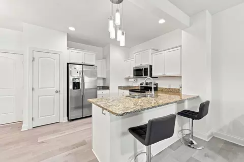 Kitchen - 206 SW Heritage Ln, Ankeny, IA 50023 photo 1 of 3