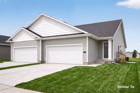 6490 NE 11th Ct, Des Moines, IA 50313