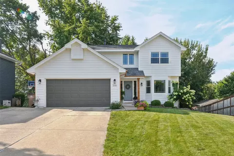 5116 Wistful Vista Dr, West Des Moines, IA 50265