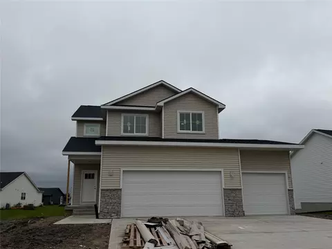 645 NW Georgetown Dr, Waukee, IA 50263