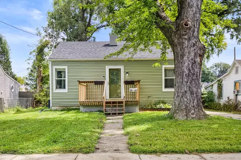 3221 Amherst St, Des Moines, IA 50313