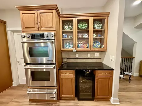 Kitchen - 7511 Eagle Crest Dr, Johnston, IA 50131 photo 4 of 7