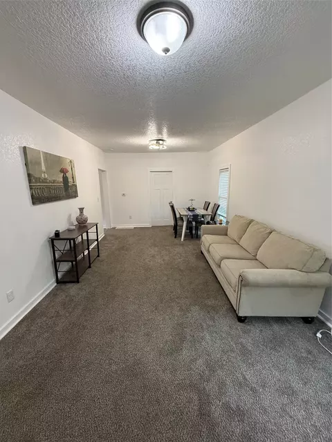 1538 21st St, Des Moines, IA 50311