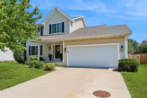 1163 62nd St, West Des Moines, IA 50266