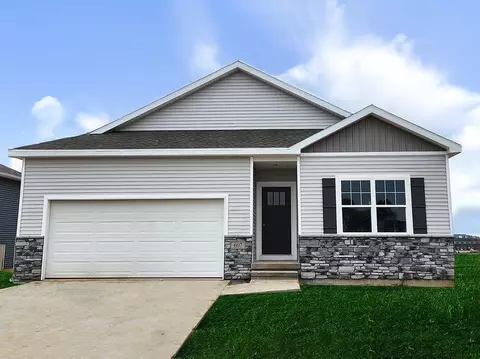 804 Fireside Dr NW, Bondurant, IA 50035