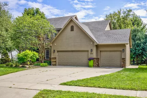 5749 Wentworth, Johnston, IA 50131