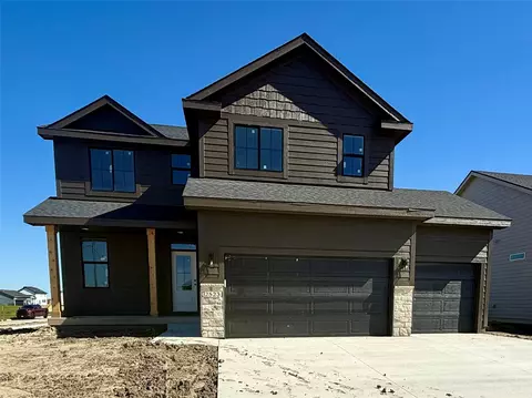 2523 NW North Creek Ct, Ankeny, IA 50023