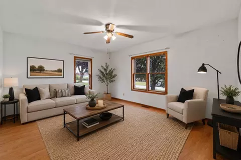Living - 206 Warner St, Colo, IA 50056 photo 3 of 8