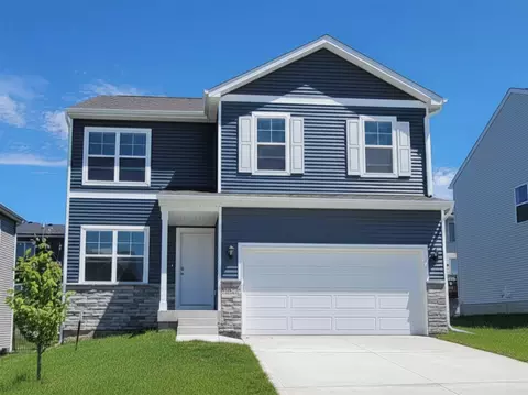 808 Fireside Dr NW, Bondurant, IA 50035