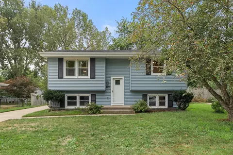 620 NE 7th St, Grimes, IA 50111