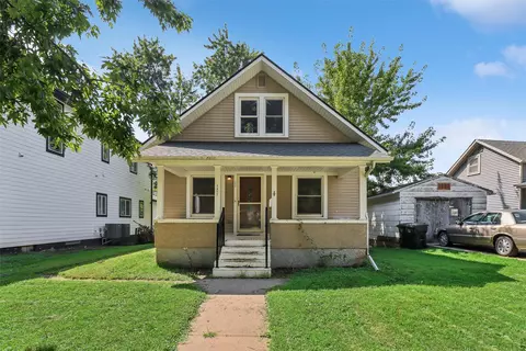 1411 5th St, Perry, IA 50220
