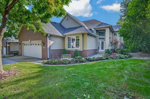 2876 Druid Hill Dr, Des Moines, IA 50315