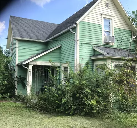 812 E Washington St, Knoxville, IA 50138