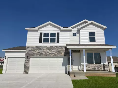 570 NW Concord Ln, Waukee, IA 50263