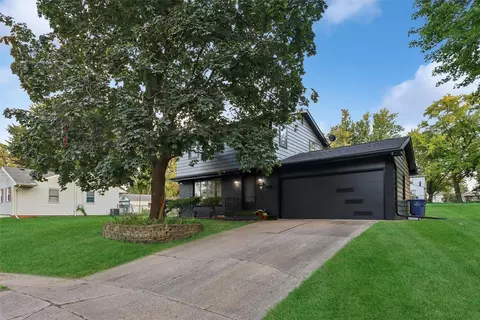 800 Maish Ave, Des Moines, IA 50315