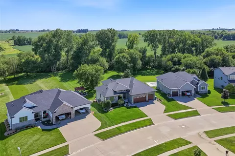 2408 NW Springbrooke Dr, Grimes, IA 50111