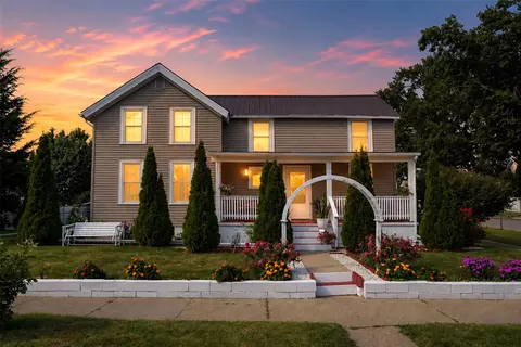 412 E Linn St, Marshalltown, IA 50158