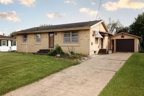 722 E Second St, Madrid, IA 50156